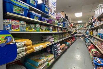 Dog & Cat Food / Treats Dog & Cat Food